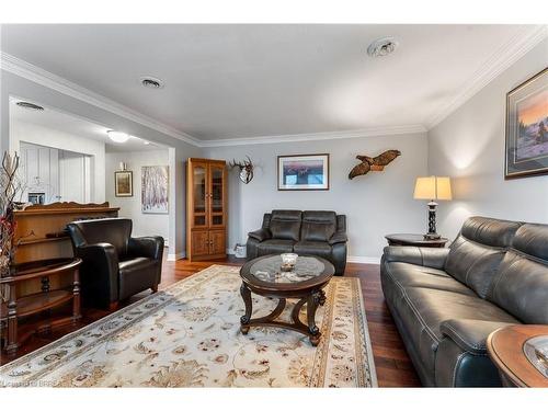 21 Janet Street, Port Colborne, ON - Indoor Photo Showing Living Room