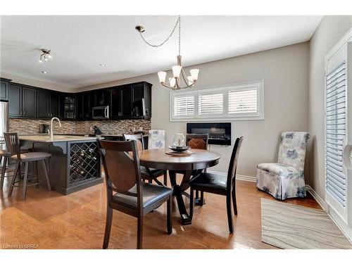 3-190 Argyle Street, Simcoe, ON - Indoor Photo Showing Dining Room