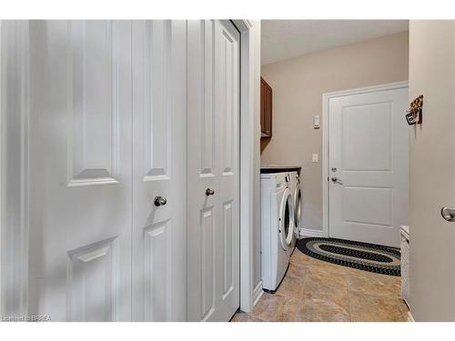 3-190 Argyle Street, Simcoe, ON - Indoor Photo Showing Laundry Room