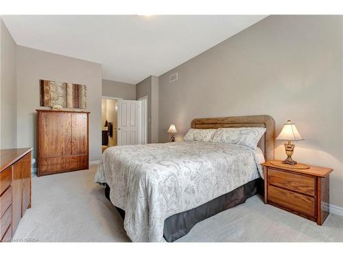 3-190 Argyle Street, Simcoe, ON - Indoor Photo Showing Bedroom