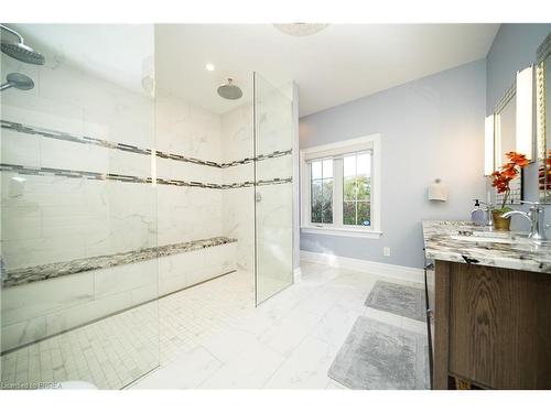 523 Blue Lake Road, St. George, ON - Indoor Photo Showing Bathroom