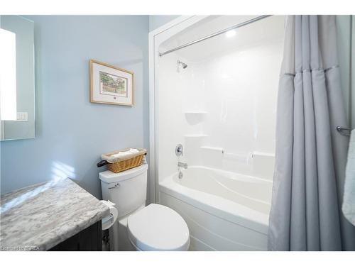 523 Blue Lake Road, St. George, ON - Indoor Photo Showing Bathroom