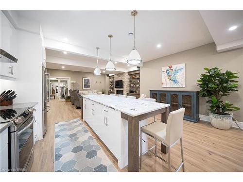 523 Blue Lake Road, St. George, ON - Indoor Photo Showing Kitchen With Upgraded Kitchen