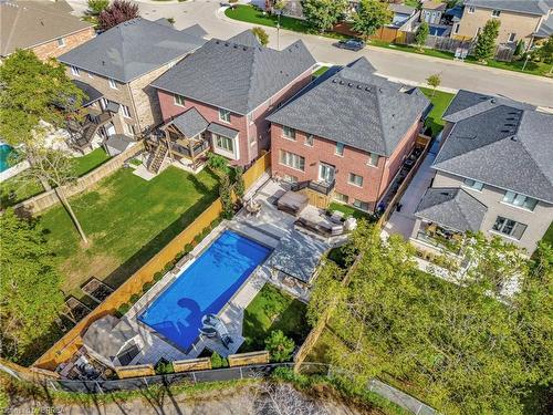 138 Kingsview Drive, Stoney Creek, ON - Outdoor With In Ground Pool With View