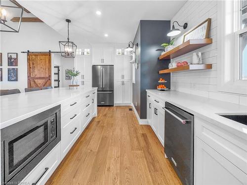 503 Concession 6 Road, Townsend, ON - Indoor Photo Showing Kitchen With Upgraded Kitchen