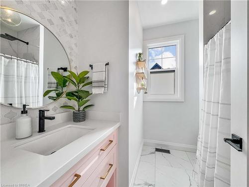 503 Concession 6 Road, Townsend, ON - Indoor Photo Showing Bathroom