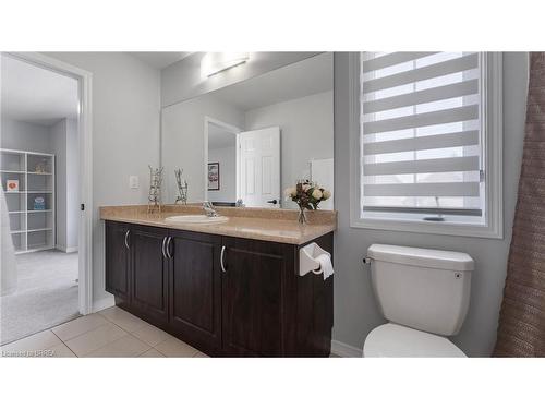 2 Turnbull Drive, Brantford, ON - Indoor Photo Showing Bathroom