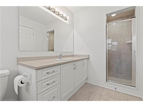 65 Hartley Avenue, Paris, ON - Indoor Photo Showing Bathroom