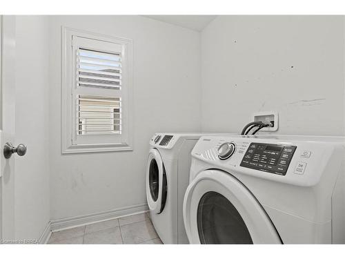 65 Hartley Avenue, Paris, ON - Indoor Photo Showing Laundry Room