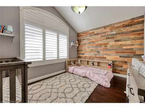 501 Sparkys Lane, Woodstock, ON - Indoor Photo Showing Bedroom