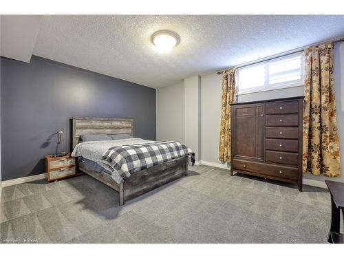 501 Sparkys Lane, Woodstock, ON - Indoor Photo Showing Bedroom