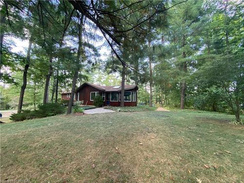 2 Meadowood Drive, St. George, ON - Outdoor