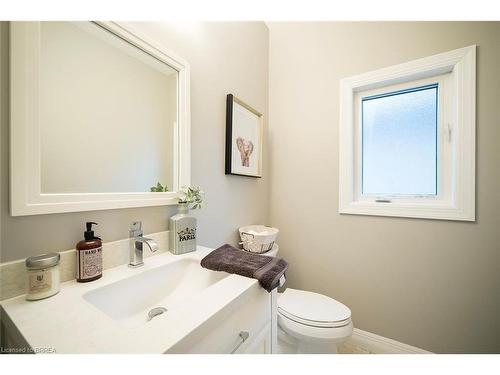 B-17 Cedar Street, Paris, ON - Indoor Photo Showing Bathroom