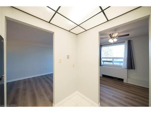 412-88 Toll Gate Road, Brantford, ON - Indoor Photo Showing Other Room