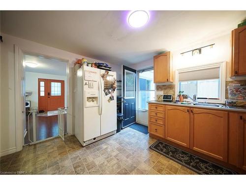 75 Washington Street, Paris, ON - Indoor Photo Showing Kitchen With Double Sink