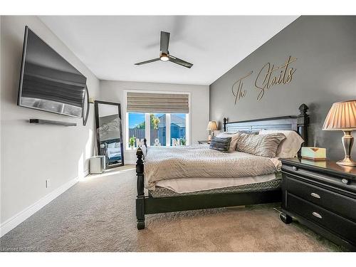 223 Oak Street, Simcoe, ON - Indoor Photo Showing Bedroom