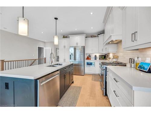 223 Oak Street, Simcoe, ON - Indoor Photo Showing Kitchen With Stainless Steel Kitchen With Double Sink With Upgraded Kitchen