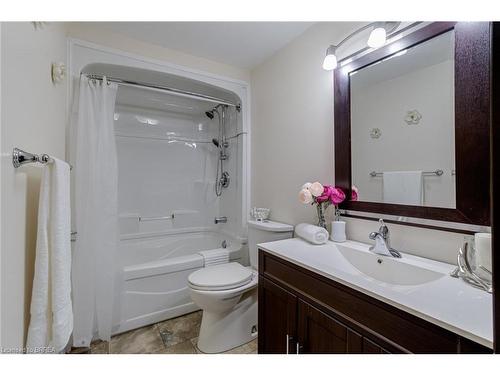 1 Argyle Road, Barrie, ON - Indoor Photo Showing Kitchen