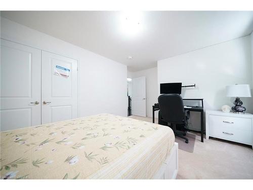 4 Sleeth Street, Brantford, ON - Indoor Photo Showing Bedroom