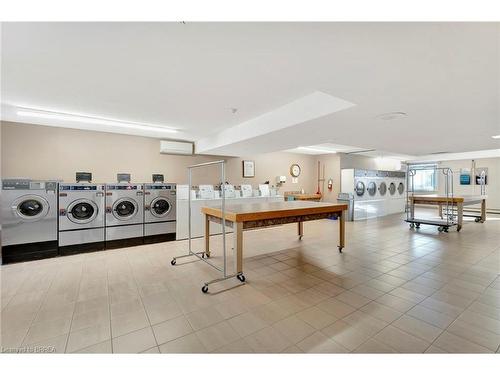 506-640 West Street, Brantford, ON - Indoor Photo Showing Laundry Room