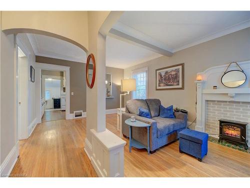 28 Foster Street, Brantford, ON - Indoor Photo Showing Living Room With Fireplace