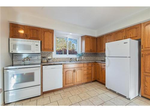 64 Brier Park Road, Brantford, ON - Indoor Photo Showing Kitchen