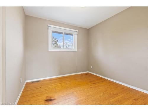 64 Brier Park Road, Brantford, ON - Indoor Photo Showing Other Room