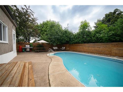 122 Balmoral Drive, Brantford, ON - Outdoor With In Ground Pool With Backyard