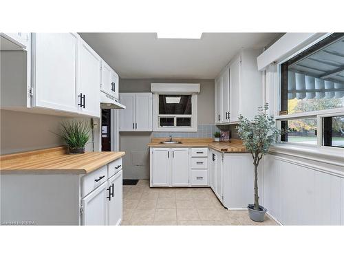 139 Baldwin Avenue, Brantford, ON - Indoor Photo Showing Kitchen