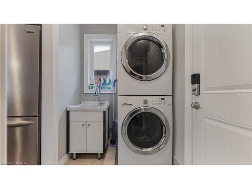 134 Angler Avenue, Port Dover, ON - Indoor Photo Showing Laundry Room