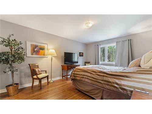 134 Angler Avenue, Port Dover, ON - Indoor Photo Showing Bedroom