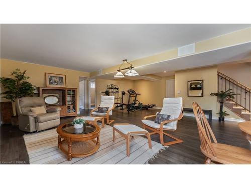 134 Angler Avenue, Port Dover, ON - Indoor Photo Showing Living Room