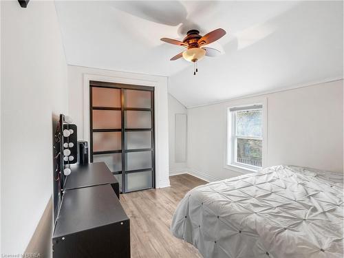 235 Oakland Road, Scotland, ON - Indoor Photo Showing Bedroom