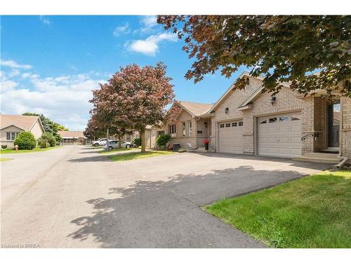 19-24 Griffiths Drive, Paris, ON - Outdoor With Facade