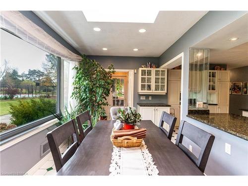 60 Highland Drive, Brantford, ON - Indoor Photo Showing Dining Room