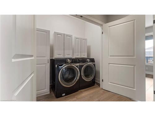 30 Hare Street, Waterford, ON - Indoor Photo Showing Laundry Room