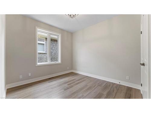 30 Hare Street, Waterford, ON - Indoor Photo Showing Other Room