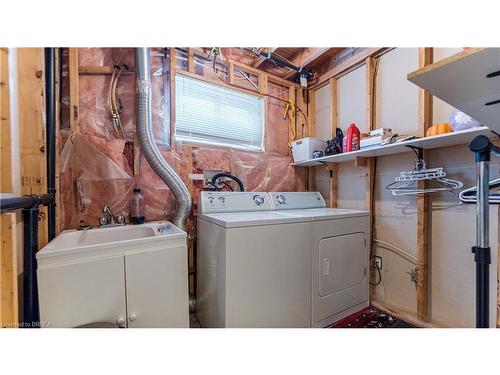 594 Grey Street, Brantford, ON - Indoor Photo Showing Laundry Room