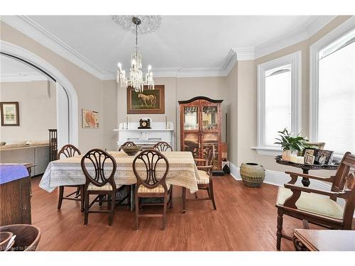 40 Locke Street S, Hamilton, ON - Indoor Photo Showing Dining Room