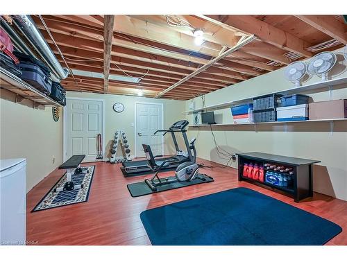 14-633 Park Road N, Brantford, ON - Indoor Photo Showing Gym Room