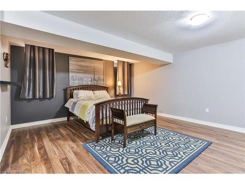 95 Blackburn Drive, Brantford, ON - Indoor Photo Showing Bedroom