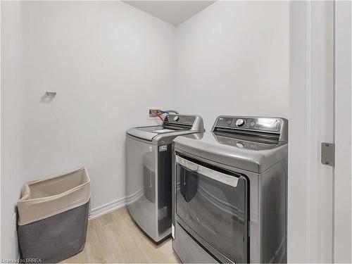 119-461 Blackburn Drive, Brantford, ON - Indoor Photo Showing Laundry Room