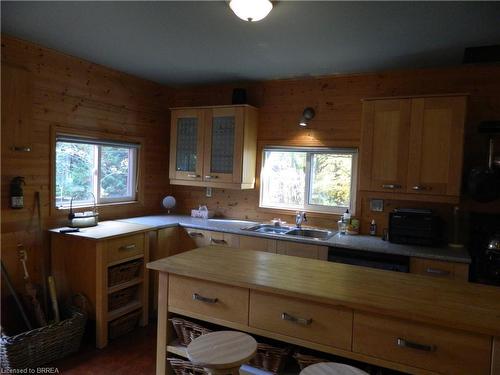 89 Grand Bend Road, Freelton, ON - Indoor Photo Showing Kitchen With Double Sink