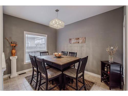 229 Springvalley Crescent, Hamilton, ON - Indoor Photo Showing Dining Room