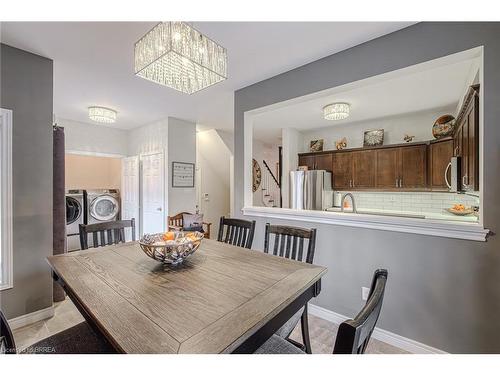 229 Springvalley Crescent, Hamilton, ON - Indoor Photo Showing Dining Room