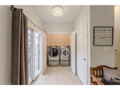 229 Springvalley Crescent, Hamilton, ON - Indoor Photo Showing Laundry Room