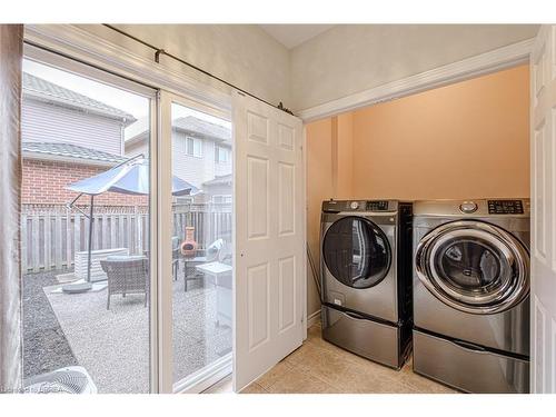 229 Springvalley Crescent, Hamilton, ON - Indoor Photo Showing Laundry Room