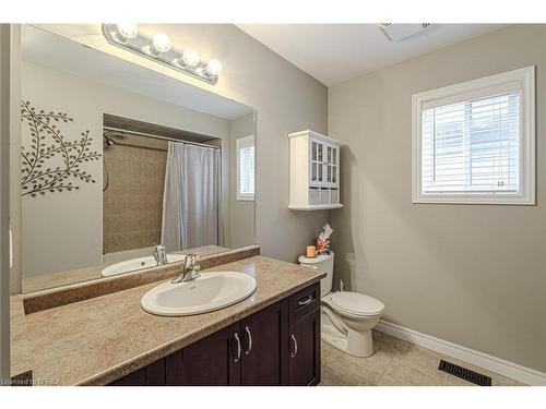 229 Springvalley Crescent, Hamilton, ON - Indoor Photo Showing Bathroom