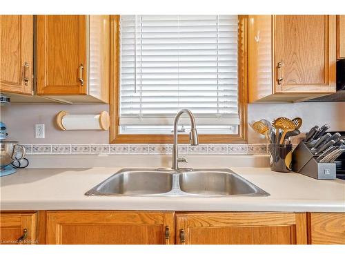 18 Latzer Crescent, Brantford, ON - Indoor Photo Showing Kitchen With Double Sink