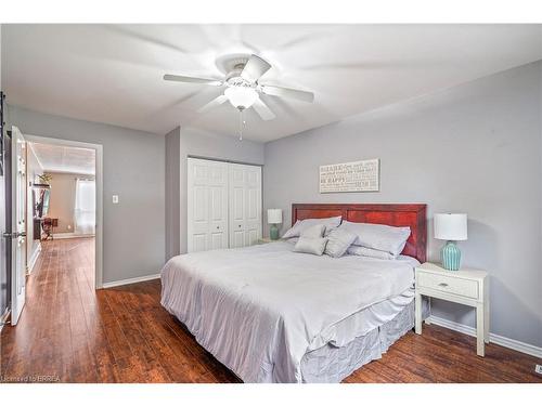 18 Latzer Crescent, Brantford, ON - Indoor Photo Showing Bedroom